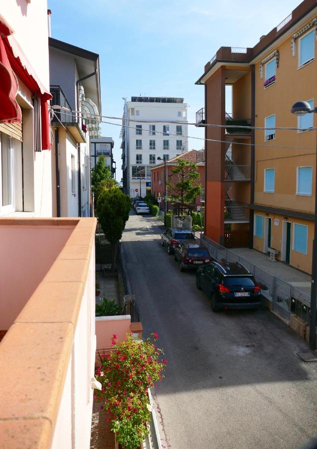 Casa Adele Caorle Daire Dış mekan fotoğraf